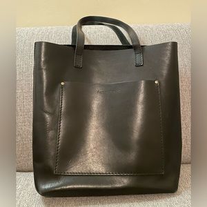 PORTLAND LEATHER GOODS CROSSBODY TOTE